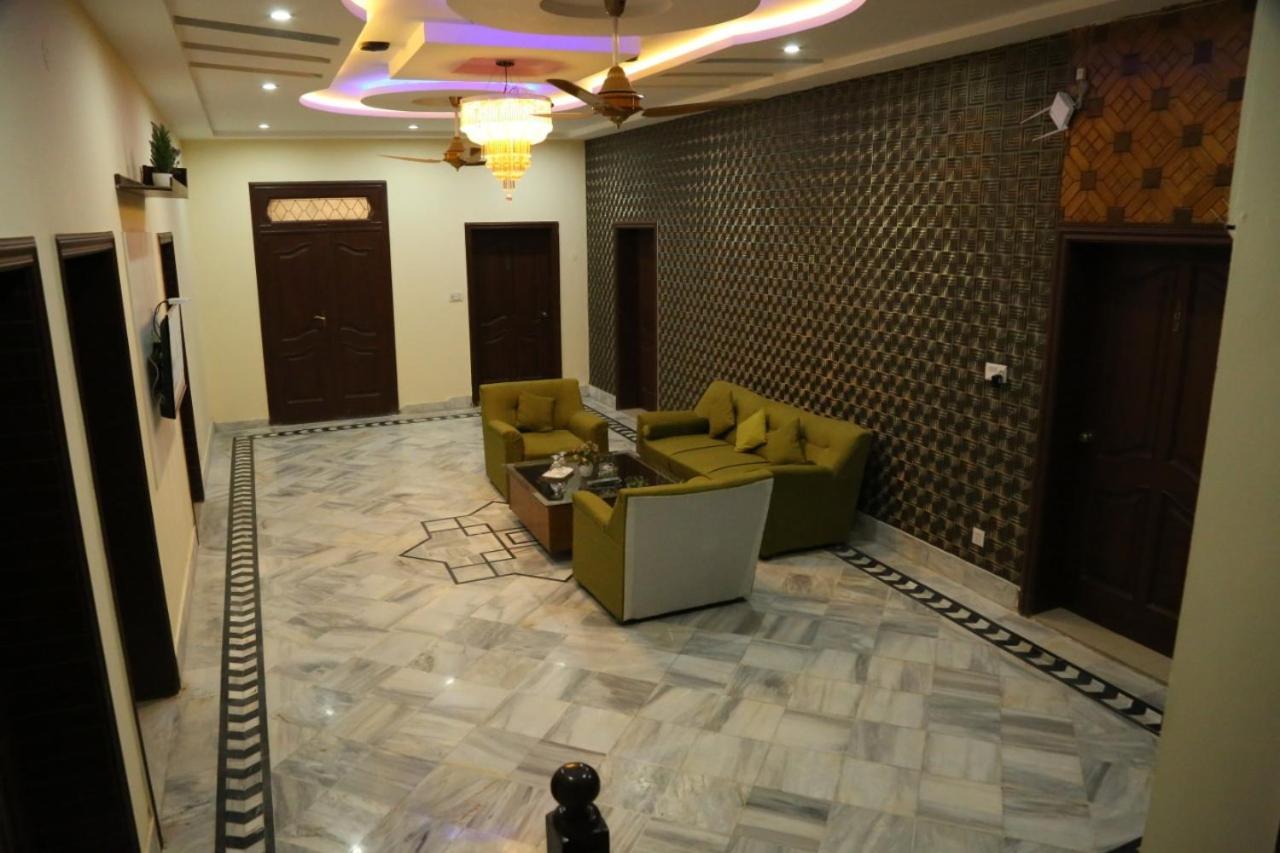 Hotel Pak Continental Multan Zewnętrze zdjęcie