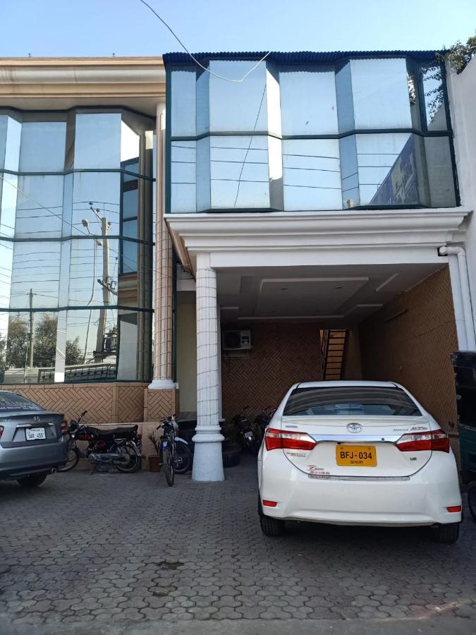 Hotel Pak Continental Multan Zewnętrze zdjęcie