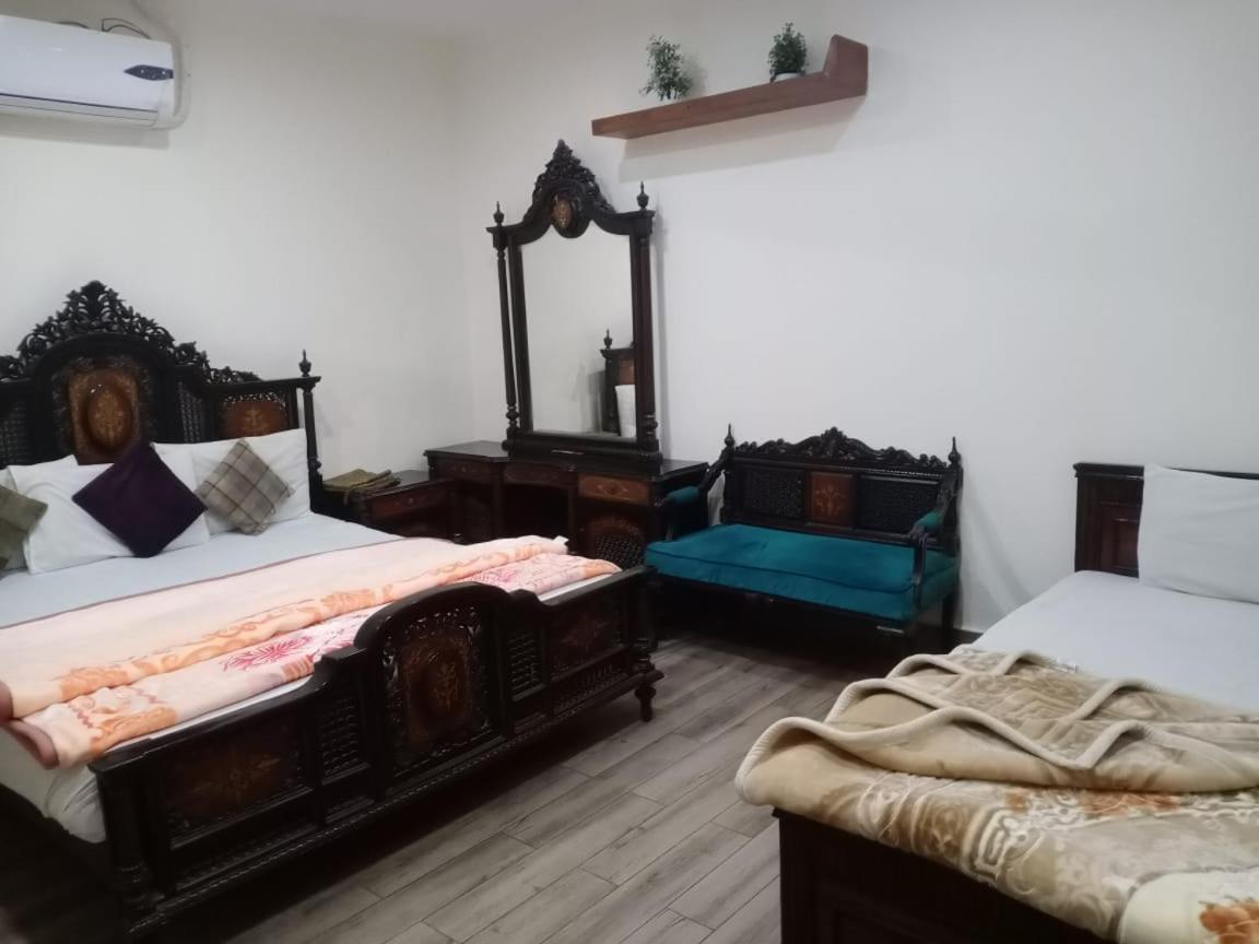 Hotel Pak Continental Multan Zewnętrze zdjęcie
