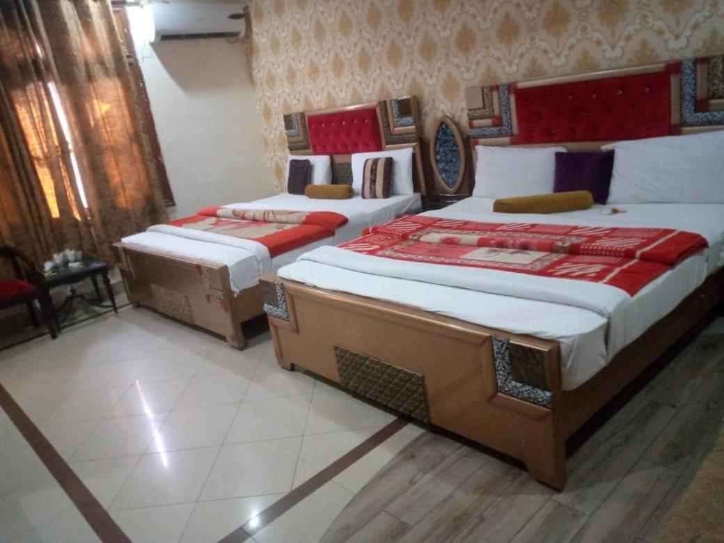 Hotel Pak Continental Multan Zewnętrze zdjęcie