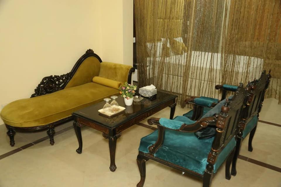 Hotel Pak Continental Multan Zewnętrze zdjęcie